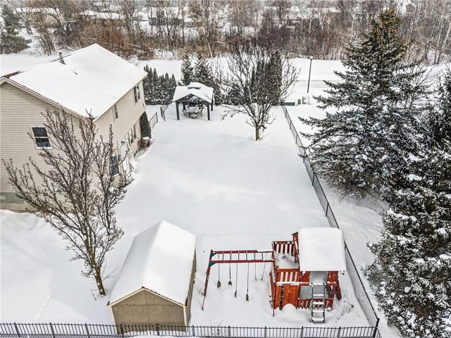 9 Lianne Drive, Greece, NY 14626