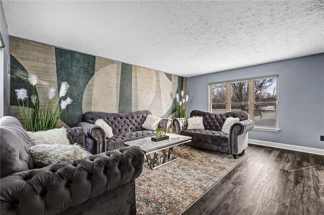 9 Lianne Drive, Greece, NY 14626