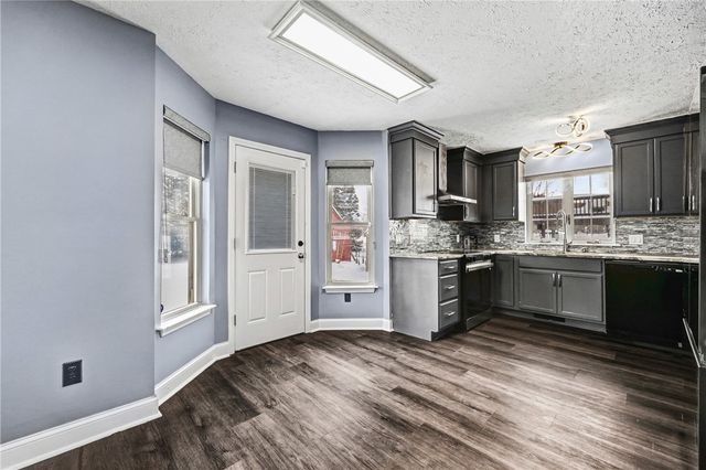 9 Lianne Drive, Greece, NY 14626