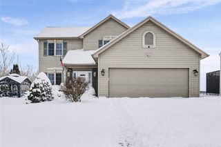 9 Lianne Drive, Greece, NY 14626