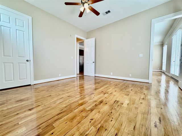 314 W Bell Street 201, Houston, TX 77019