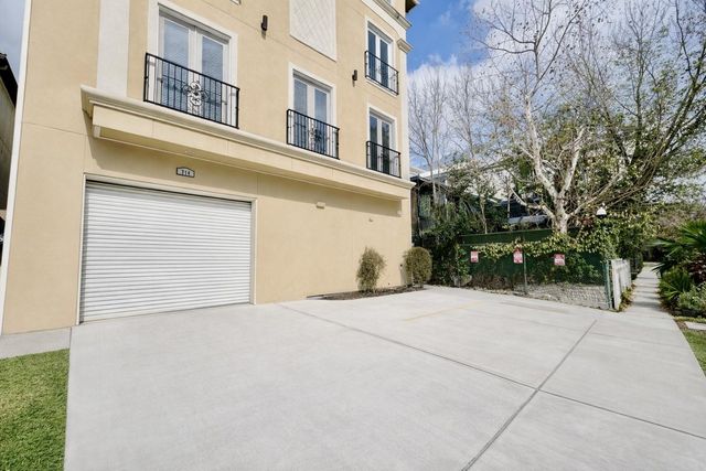 314 W Bell Street 201, Houston, TX 77019