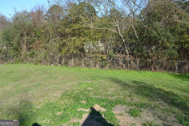 555 Lee Byrd Road, Loganville, GA 30052