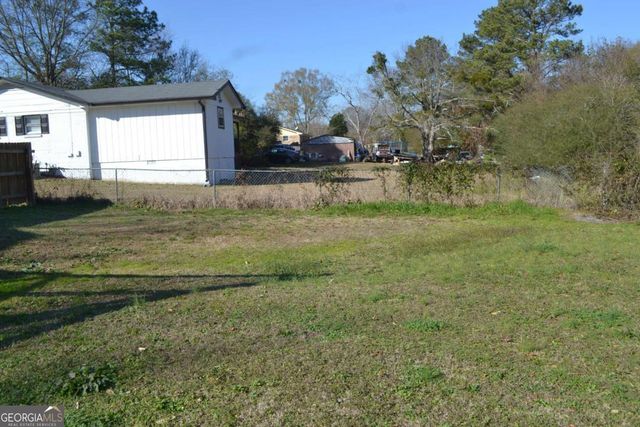 555 Lee Byrd Road, Loganville, GA 30052