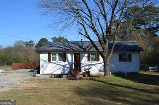 555 Lee Byrd Road, Loganville, GA 30052