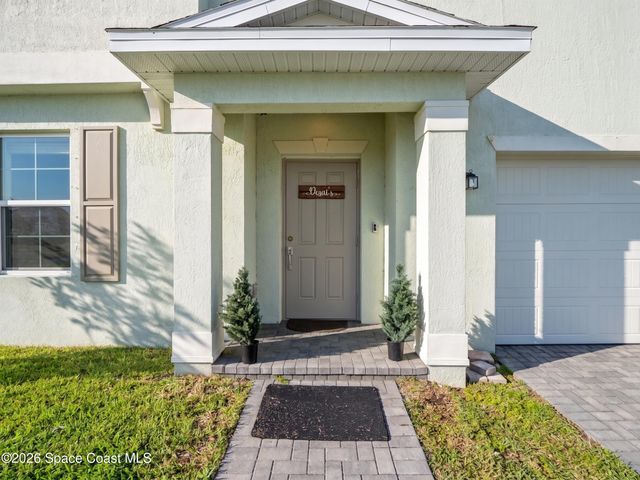 2005 Diablo Circle SW, Palm Bay, FL 32908