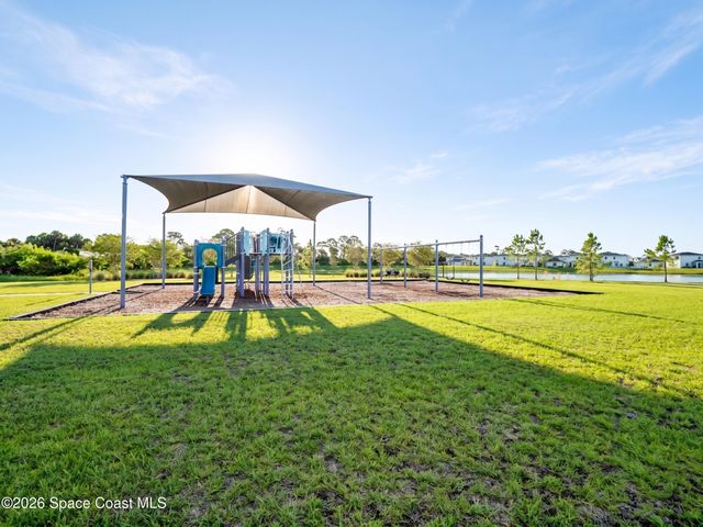 2005 Diablo Circle SW, Palm Bay, FL 32908