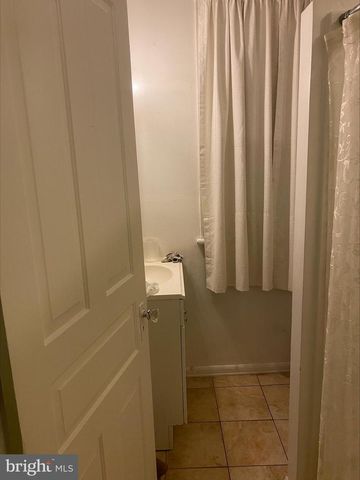 182 W CHEW ST, Allentown, PA 18102