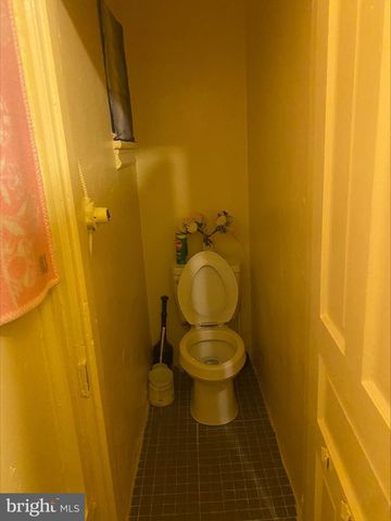 182 W CHEW ST, Allentown, PA 18102