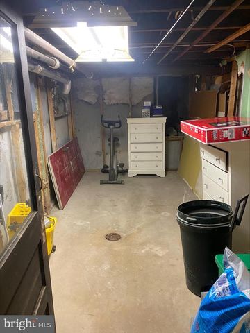 182 W CHEW ST, Allentown, PA 18102