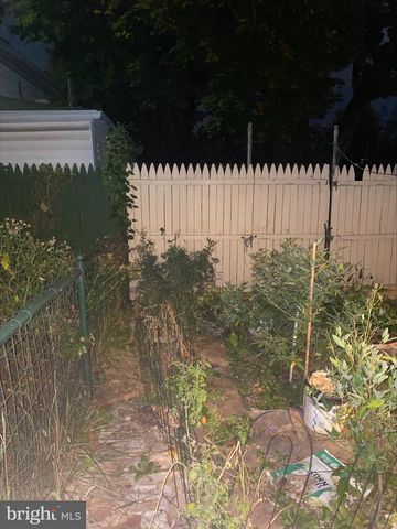 182 W CHEW ST, Allentown, PA 18102