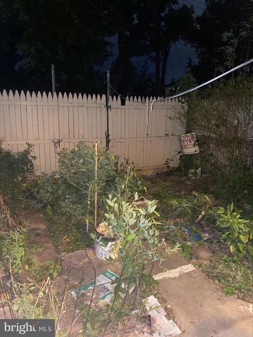 182 W CHEW ST, Allentown, PA 18102