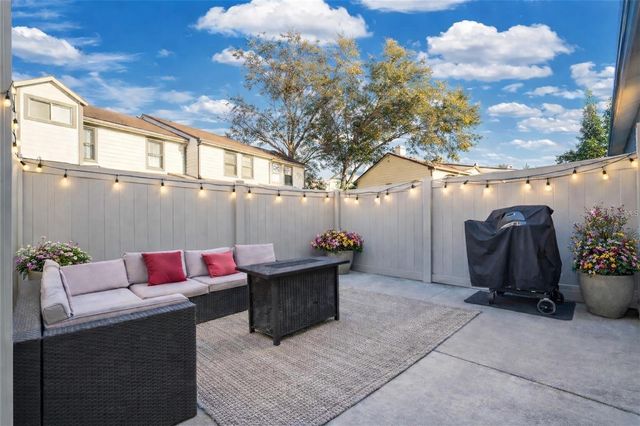 2823 BOULDER FALLS COURT, Apopka, FL 32703