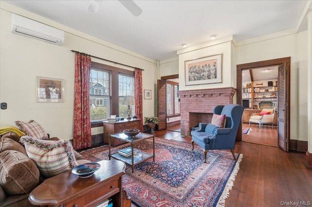 353 Bedford Avenue, Uniondale, NY 11553