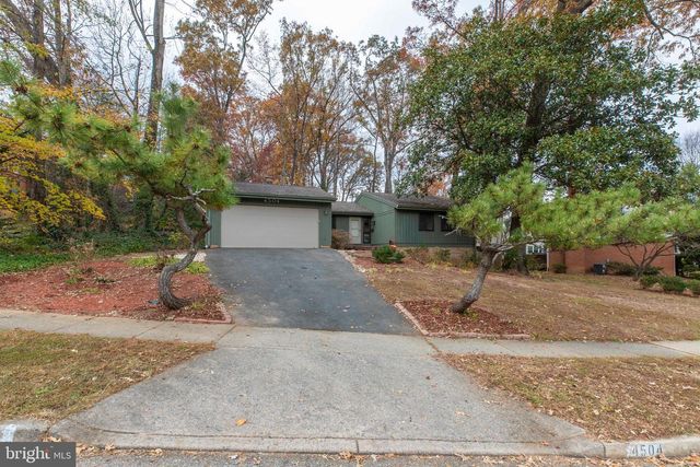 4504 WAKEFIELD DR, Annandale, VA 22003