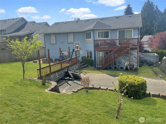 8823 W Mall Drive, Everett, WA 98208
