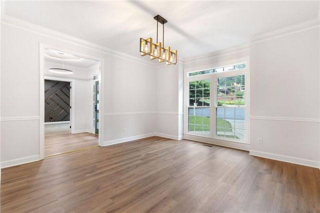 7470 Woodruff Way, Stone Mountain, GA 30087