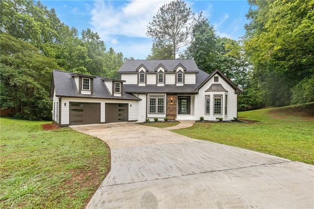 7470 Woodruff Way, Stone Mountain, GA 30087