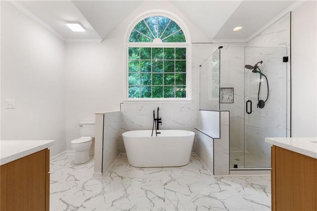 7470 Woodruff Way, Stone Mountain, GA 30087