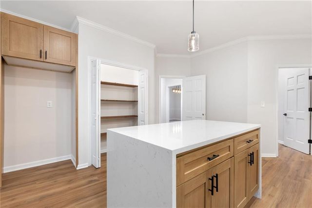 7470 Woodruff Way, Stone Mountain, GA 30087
