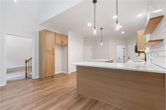 7470 Woodruff Way, Stone Mountain, GA 30087
