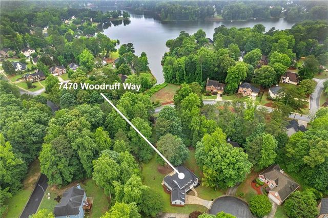 7470 Woodruff Way, Stone Mountain, GA 30087