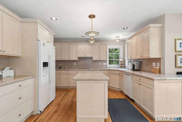 17-D Butterfield Road, Newtown, CT 06470