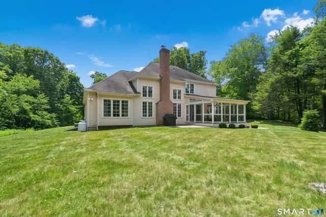 17-D Butterfield Road, Newtown, CT 06470