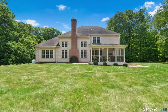 17-D Butterfield Road, Newtown, CT 06470