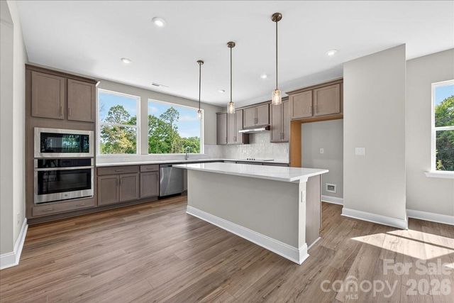 7921 Cedarsmith Court, Charlotte, NC 28217