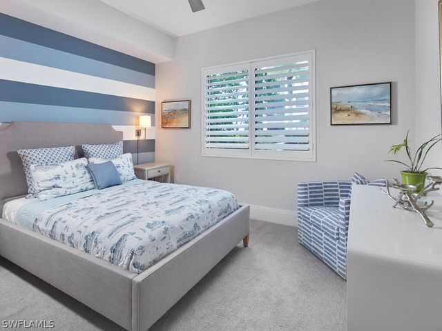 1135 3rd AVE S 218, Naples, FL 34102