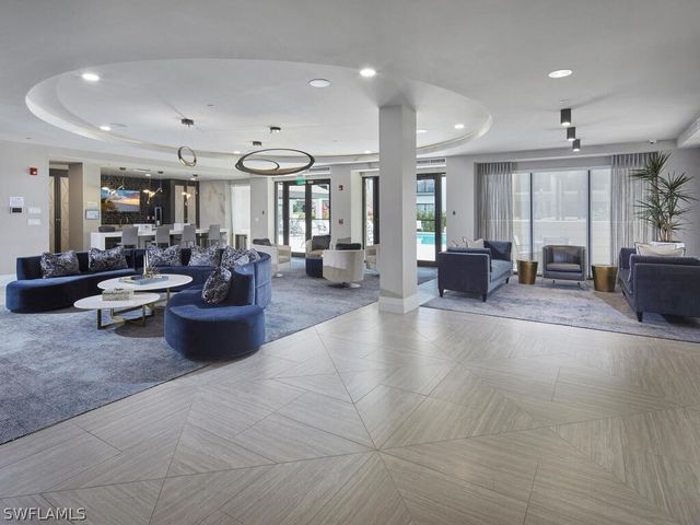 1135 3rd AVE S 218, Naples, FL 34102