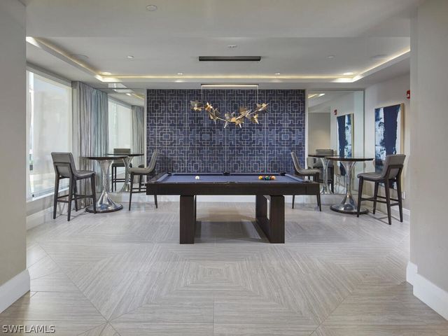 1135 3rd AVE S 218, Naples, FL 34102