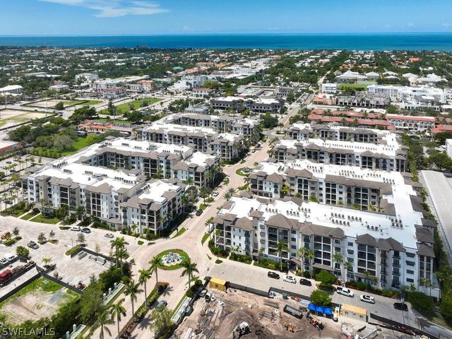 1135 3rd AVE S 218, Naples, FL 34102