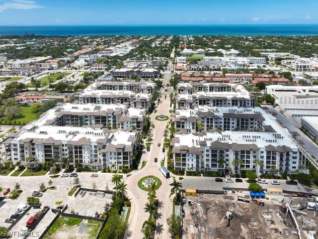 1135 3rd AVE S 218, Naples, FL 34102