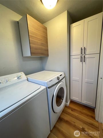 20209 106th Avenue SE, Kent, WA 98031