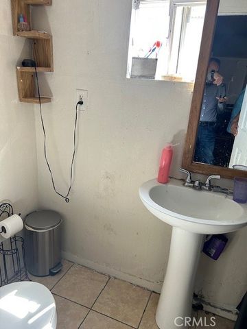 6677 Snow Line, Phelan, CA 92371