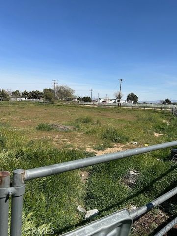 6677 Snow Line, Phelan, CA 92371