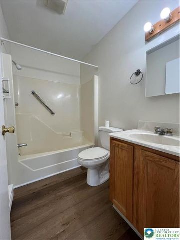 6 Eley Street, Upper Nazareth Twp, PA 18064