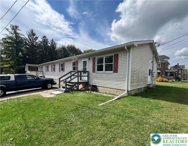 6 Eley Street, Upper Nazareth Twp, PA 18064