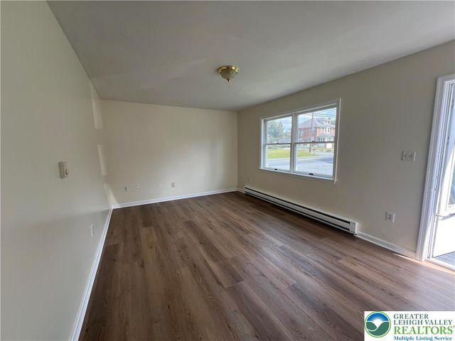 6 Eley Street, Upper Nazareth Twp, PA 18064