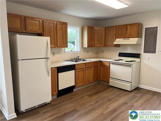 6 Eley Street, Upper Nazareth Twp, PA 18064