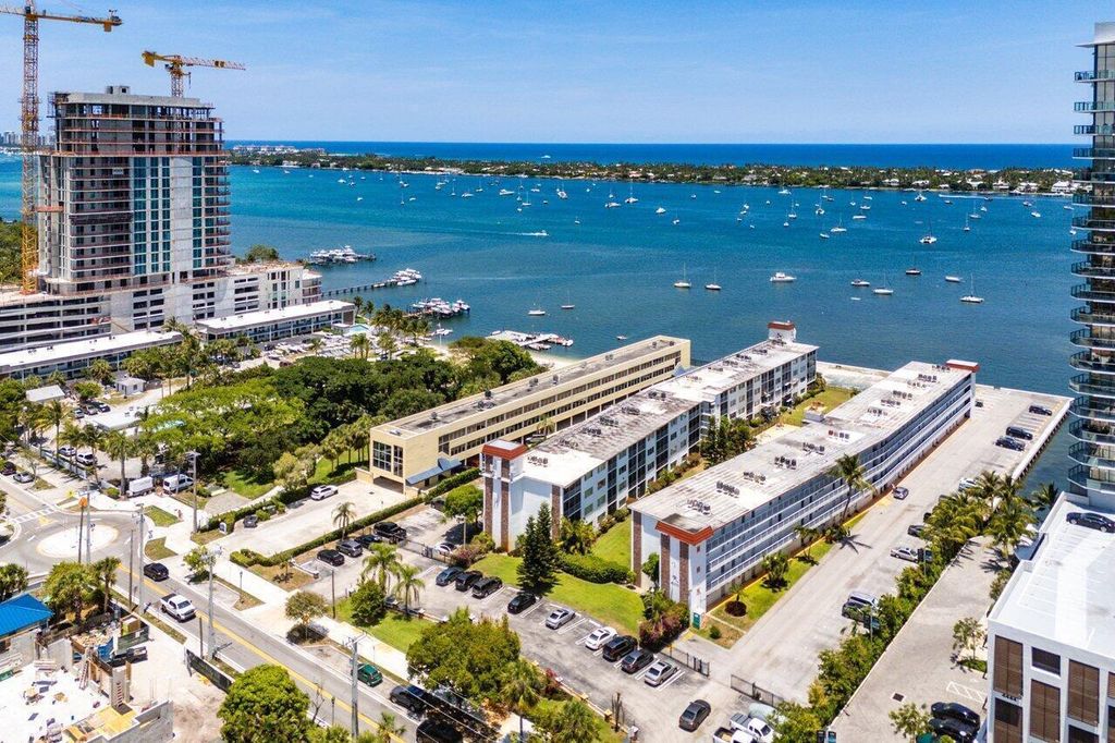 4500 N Flagler Drive, West Palm Beach, FL 33407