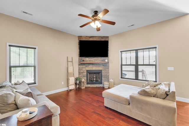 480 Abberly Lane, Boiling Springs, SC 29316