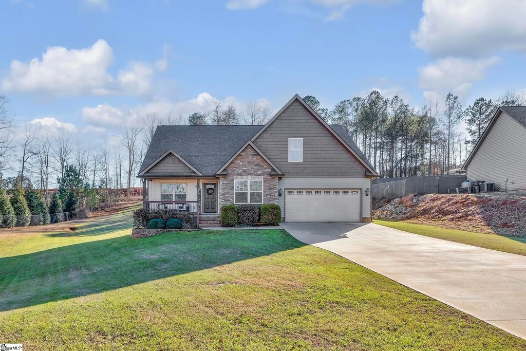 480 Abberly Lane, Boiling Springs, SC 29316