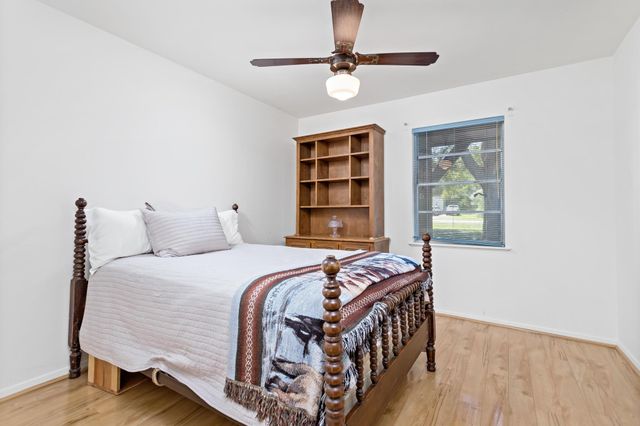 404 Best Road, Winnie, TX 77665