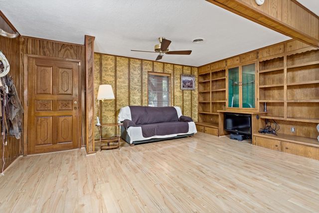 404 Best Road, Winnie, TX 77665