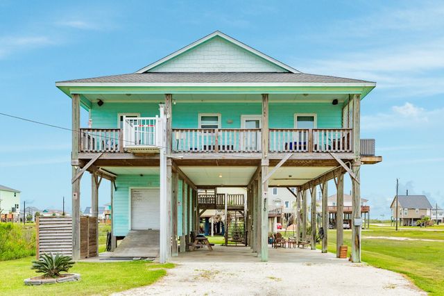 4710 Bayshore Drive, Freeport, TX 77541