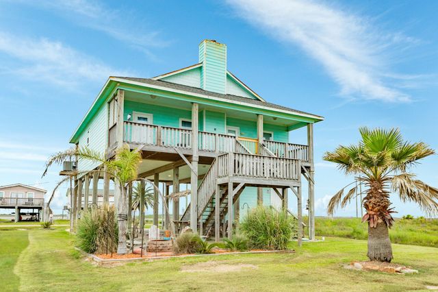 4710 Bayshore Drive, Freeport, TX 77541