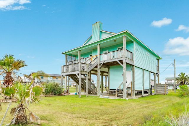 4710 Bayshore Drive, Freeport, TX 77541